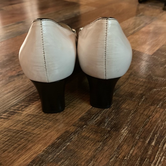 Vintage Prada shoes - Picture 5 of 8